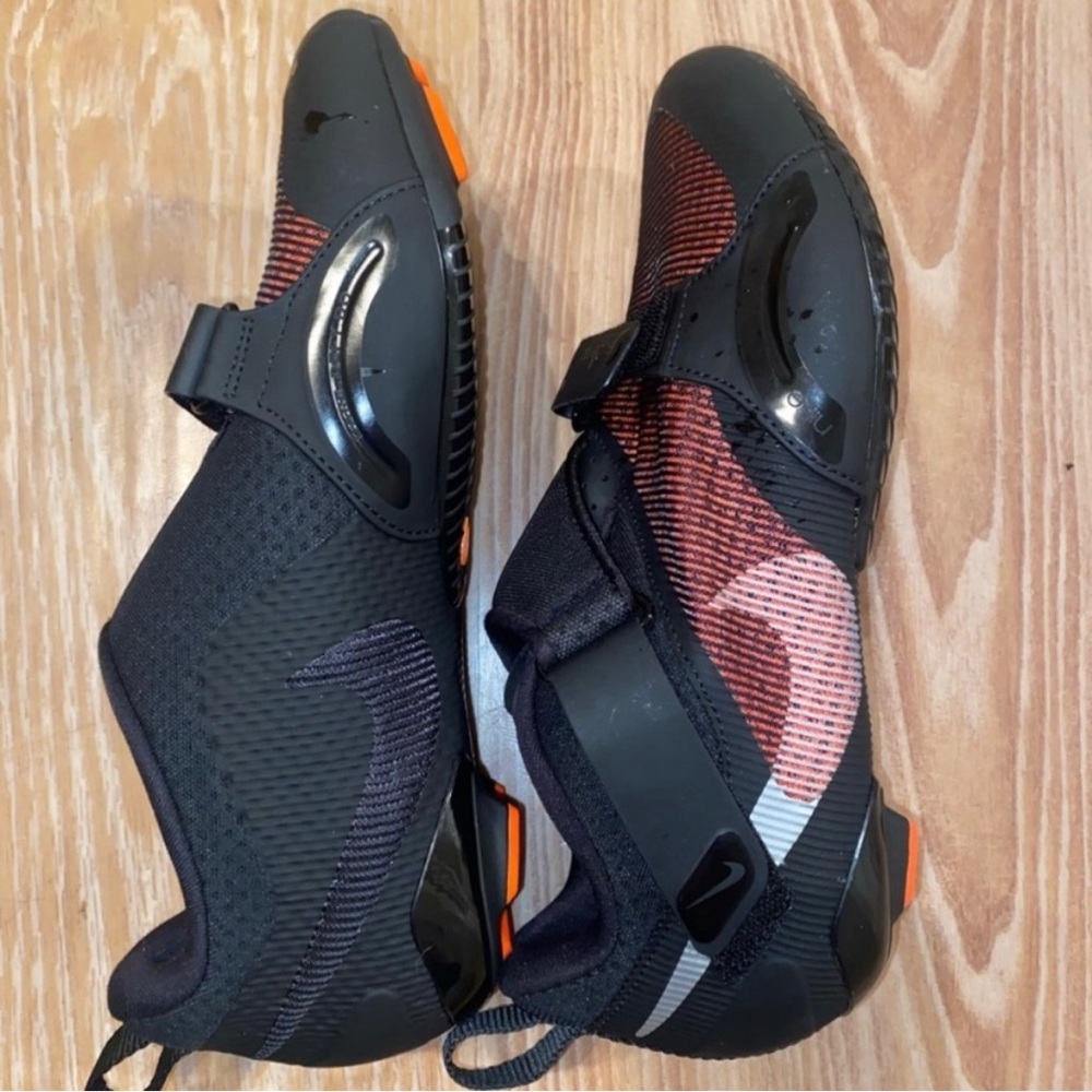 Nike Spin Shoes